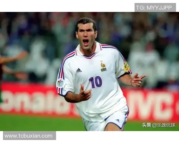 动漫燃动绿茵场以热血笔触致敬传奇足球巨星风采