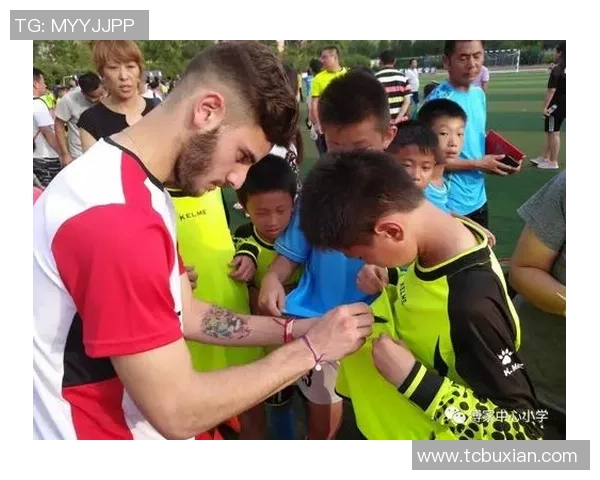 足球猜球星九宫格挑战，考验你对足球明星的眼力和记忆力，快来试试！